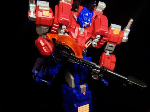 Transformazing Toys PB02 Mekbuda Pandora's Box 02 Optimus Prime Video Review By Benscollectables (1 of 1)